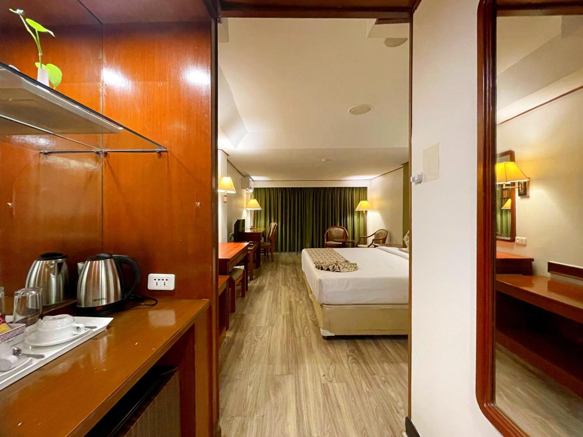 Arawana Regency Park Sukhumvit Khách sạn